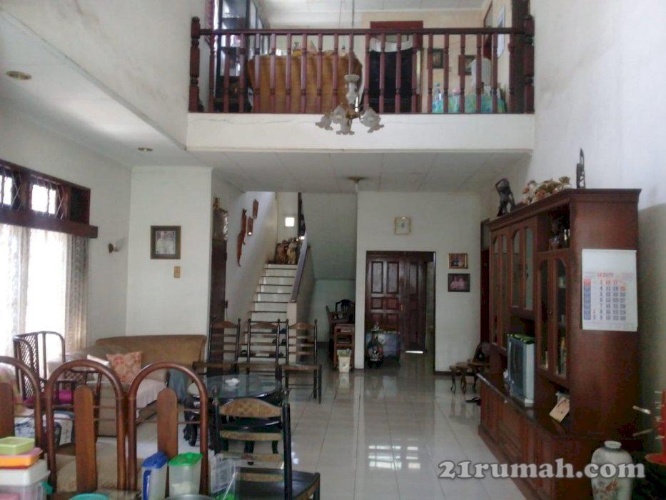 Rumah dijalan besar di Petukangan jakarta selatan Lt 338 m (N)