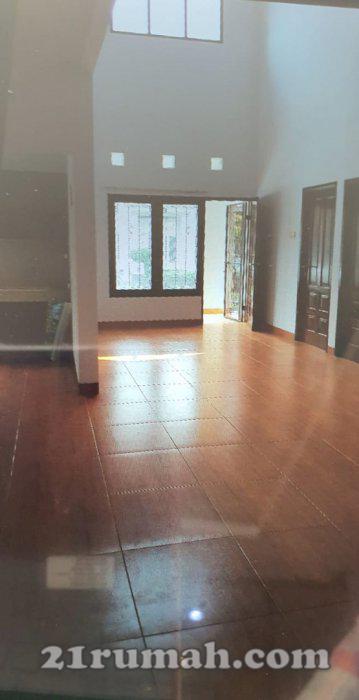 Rumah hoek di Bintaro Puri Bintaro sektor 9 Bintaro Lt 190 m (Lt)