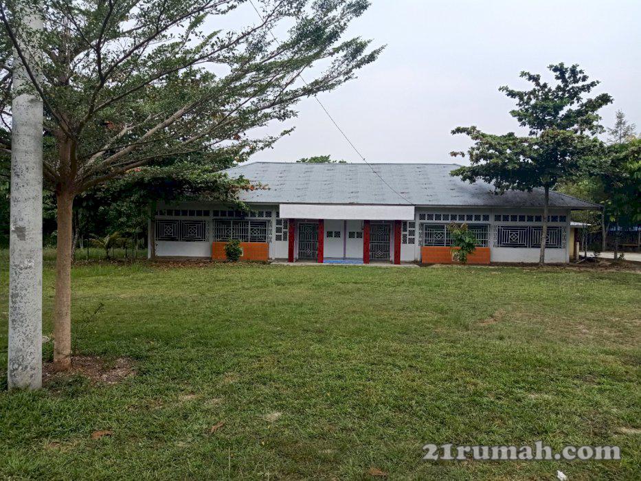 Ruang usaha langsung bisa di gunakan.