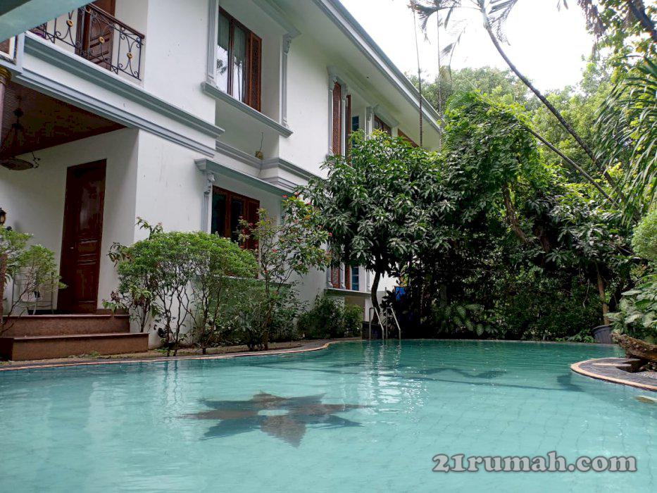 Rumah Mewah Siap Huni Di Hang Jebat Kebayoran Baru Jak-Sel Lt 1200 m