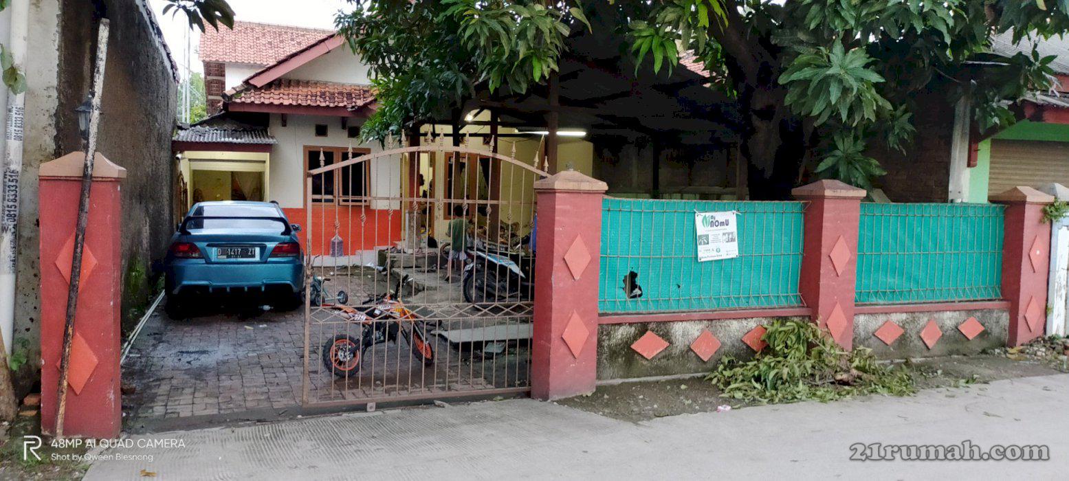 D jual rumah  pinggir jalan tanah depan bisa buat toko/ruko