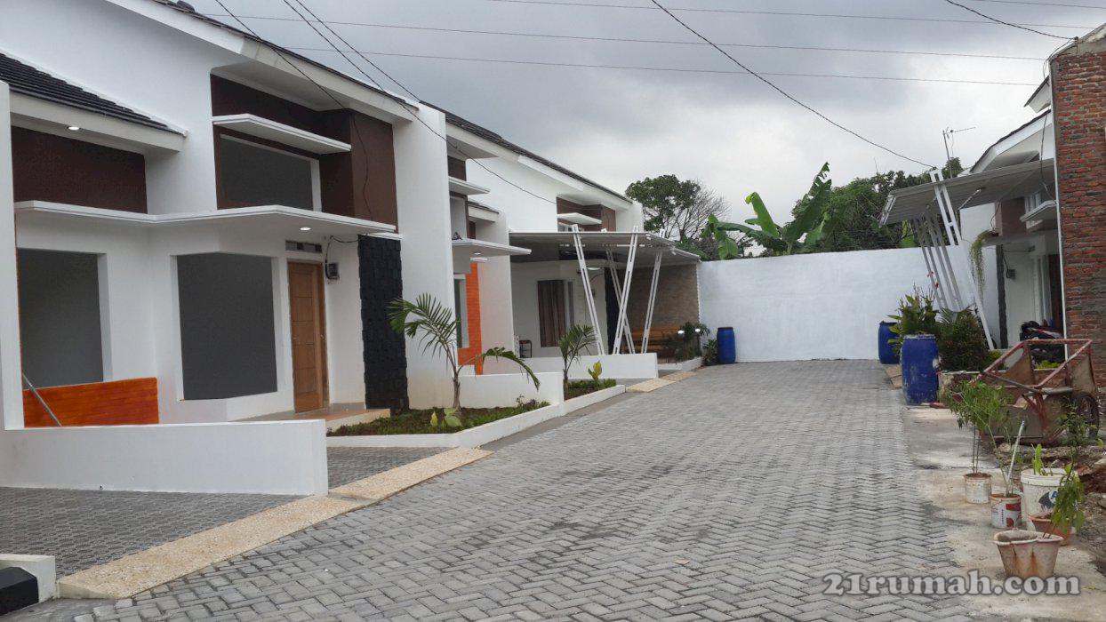 Aldiva residence tugu bambu