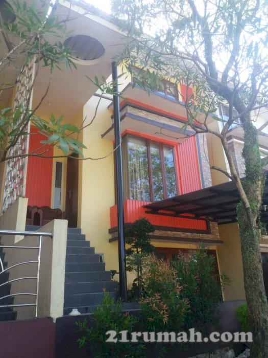Rumah 3 Lantai di Komp. Grand Monaco (Lingkungan Nyaman & Fasilitas Lengkap)