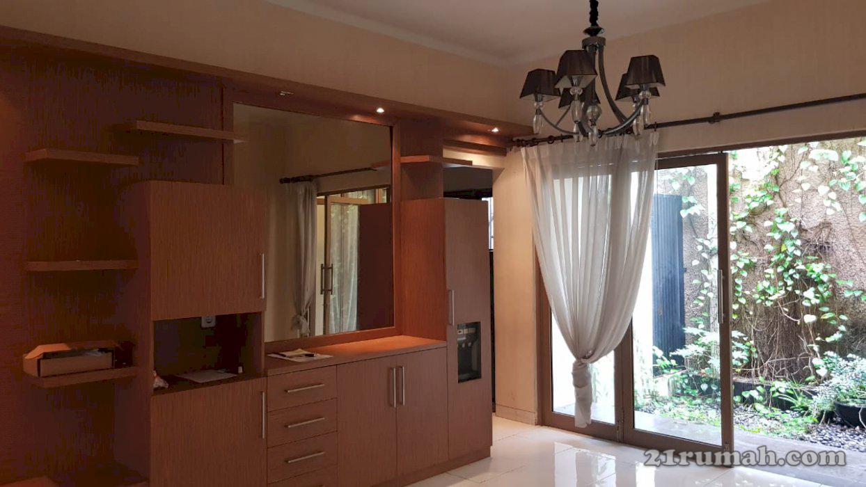 Rumah Bagus Siap Huni Di Bintaro Emerald Garden Lt 225 mdn