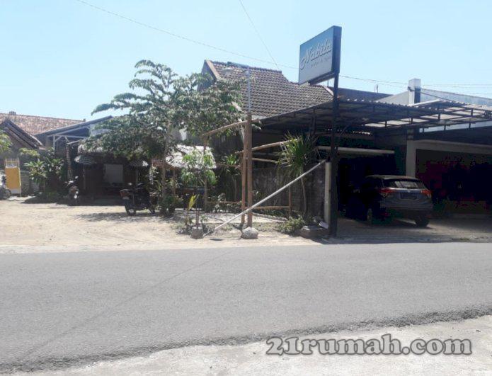 Dijual tanah pekarangan punggir jalan di jl. Pura.