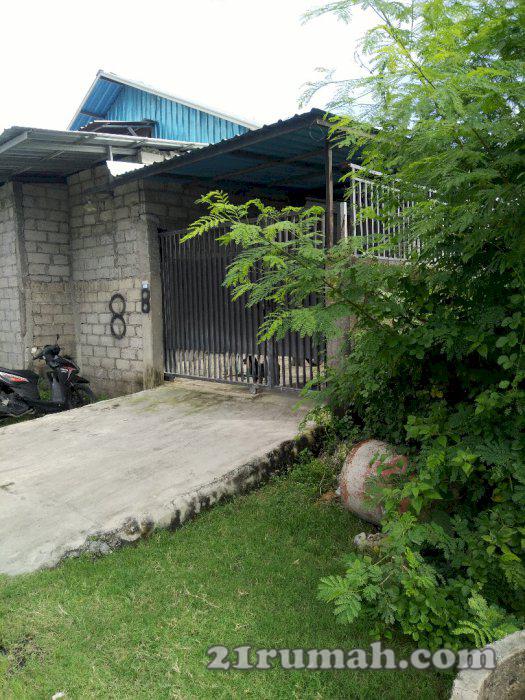 Over kontrak Rumah dengan toko/gudang,jln pura demak IV/8 denpasar