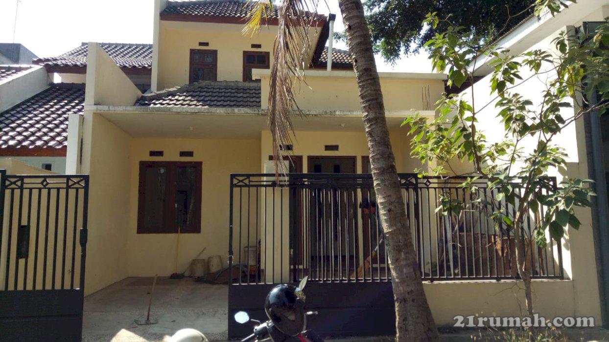 Rumah bagus di kawasan elit araya malang