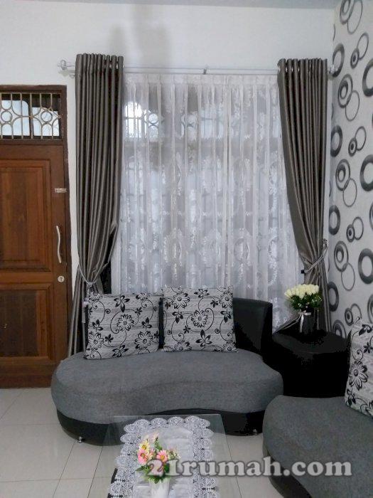 Rumah baru rehab, hadap timur, sangat cocok untuk Usaha dan Rumah tangga