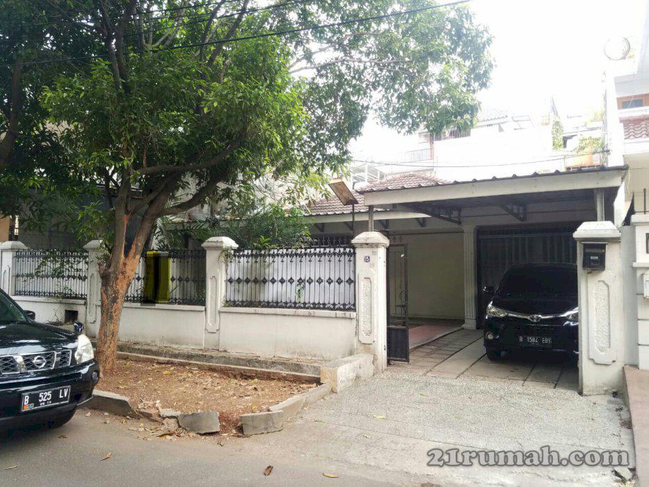 DI JUAL : Rumah Jln.RAJASA 1 Â daerah SENOPATI, Blok S, KEBAYORANÂ  BARU
