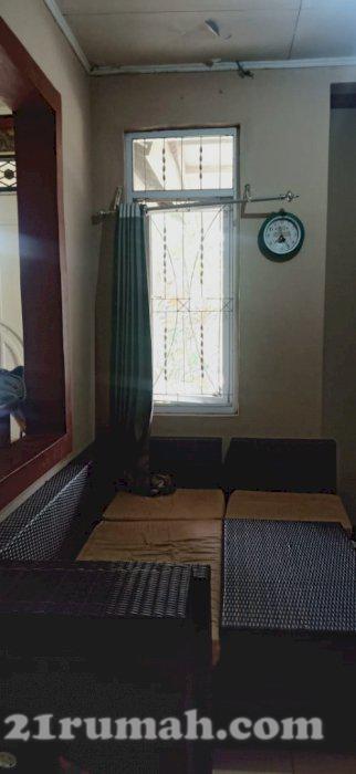 Rumah pojok Asri Lippo Cikarang