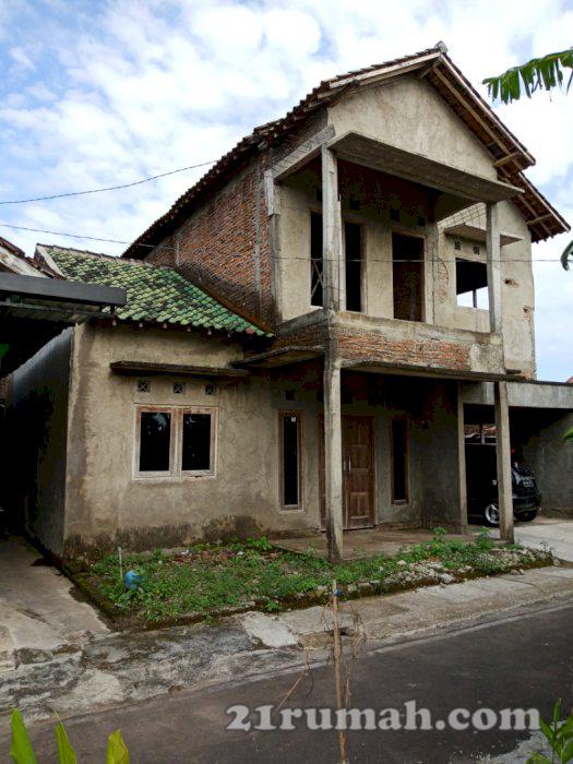 Rumah minimalis 2 lt (sebagian luar masih belum finih)