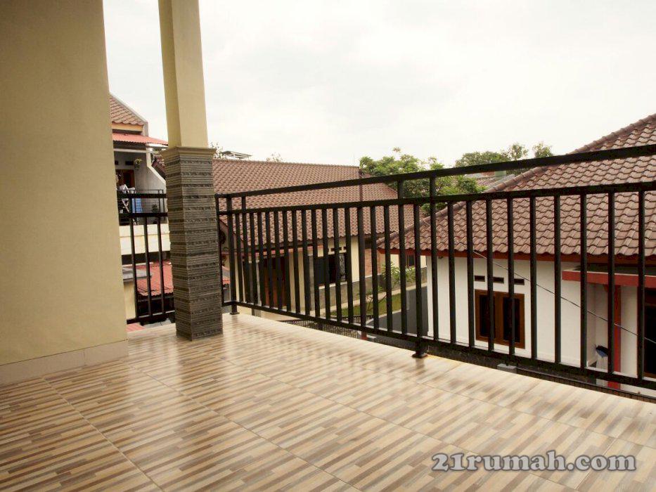 Dijual rumah baru 2 lantai di depok sawangan