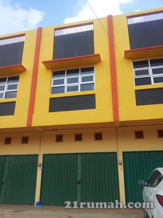 Ruko & tanah belakang 300m2