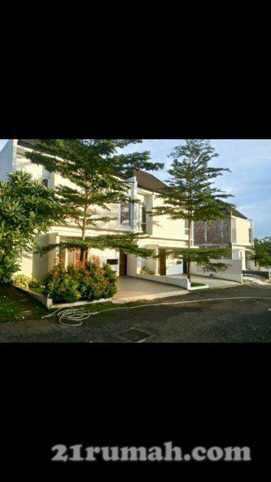 Rumah lokasi strategis dan asri