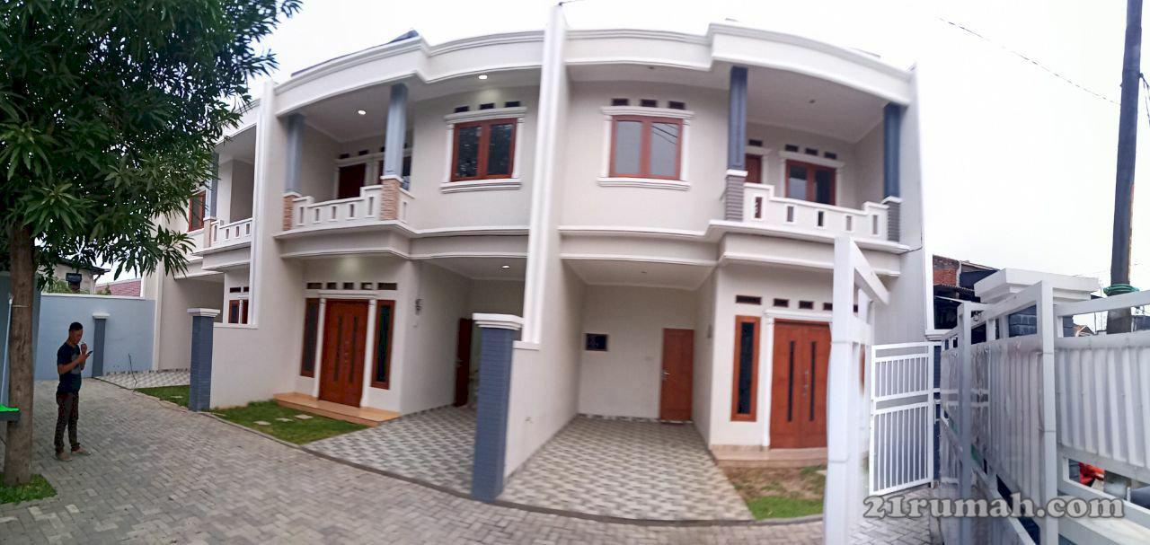 Rumah Mewah Harga Promo dekat Kota Harapan Indah Bekasi Utara