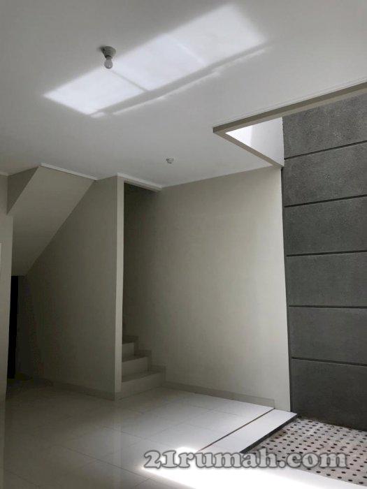 Rumah Murah dan Modern Di Bintaro Kucica Sektor 9 Bintaro LT 120 mnv