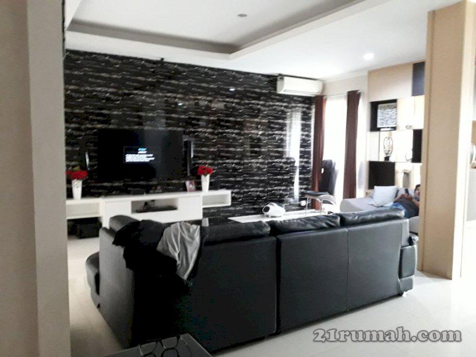 Rumah Bagus dan Nyaman Di Bintaro Kebayoran Garden Lt 204 mlt