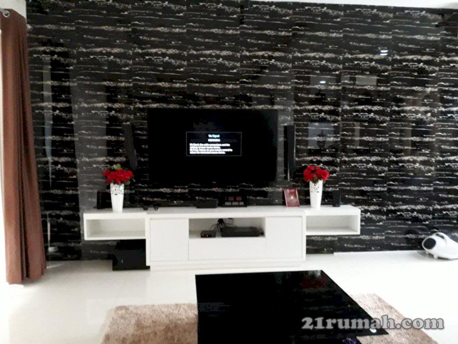 Rumah Bagus dan Nyaman Di Bintaro Kebayoran Garden Lt 204 mlt