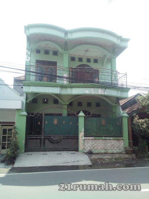 DISEWAKAN Rumah Banyak Kamar Lokasi STRATEGIS di BANGIL