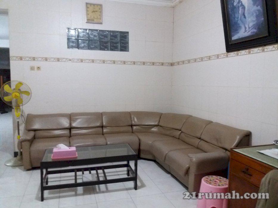 Rumah siap huni petemon shm harga nego