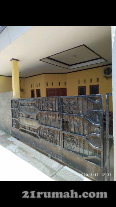 Saya jual rumah di joglo Jakarta barat