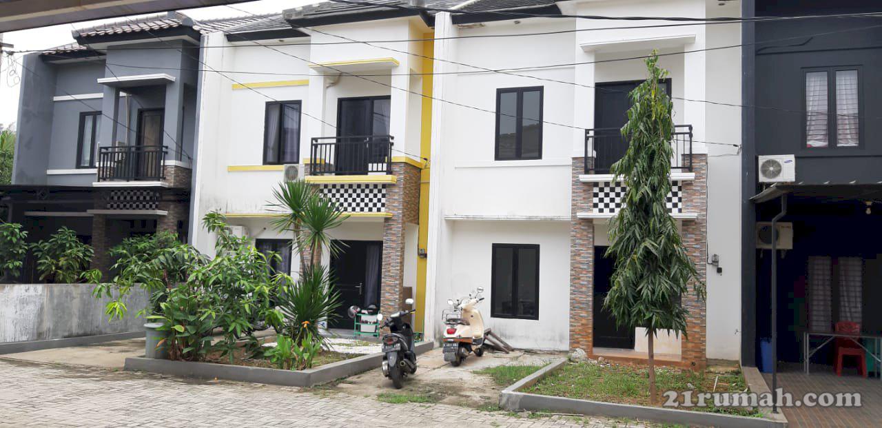 Dijual Cepat 2 Lantai, FREE BALKON. SHM!