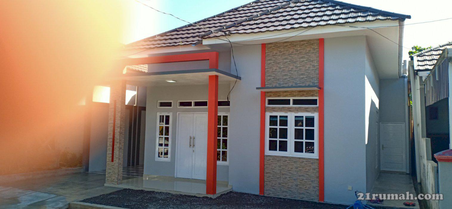 Dijual rumah type 100+ dekat lapangan Murjani