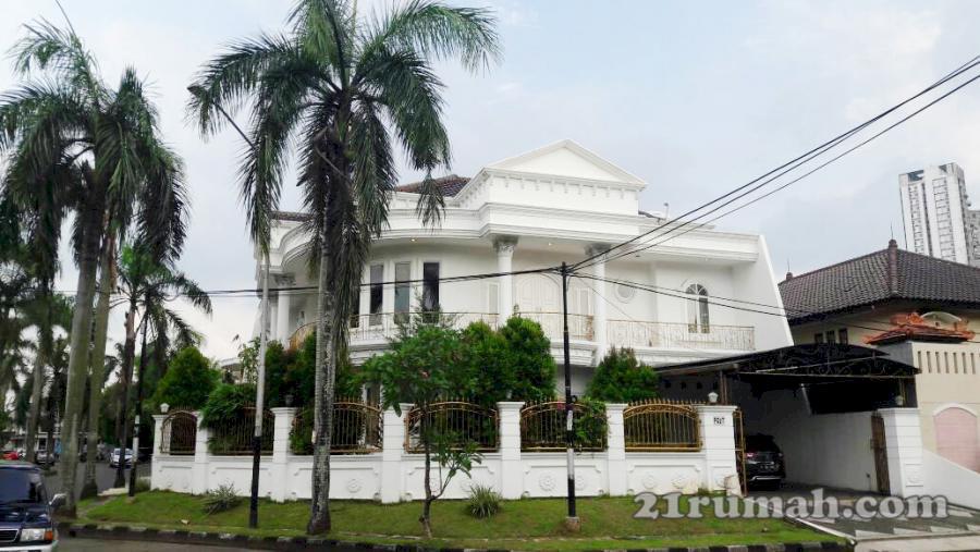 Rumah Bagus dan Ok di Bintaro Cikini Sektor 7 Luas tanah 494 m