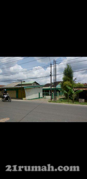 Rumah dan 2 toko stratategis pinggir jalan besar