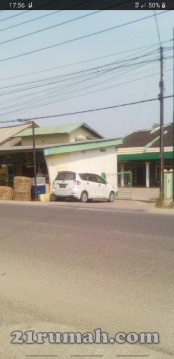 Rumah dan 2 toko stratategis pinggir jalan besar
