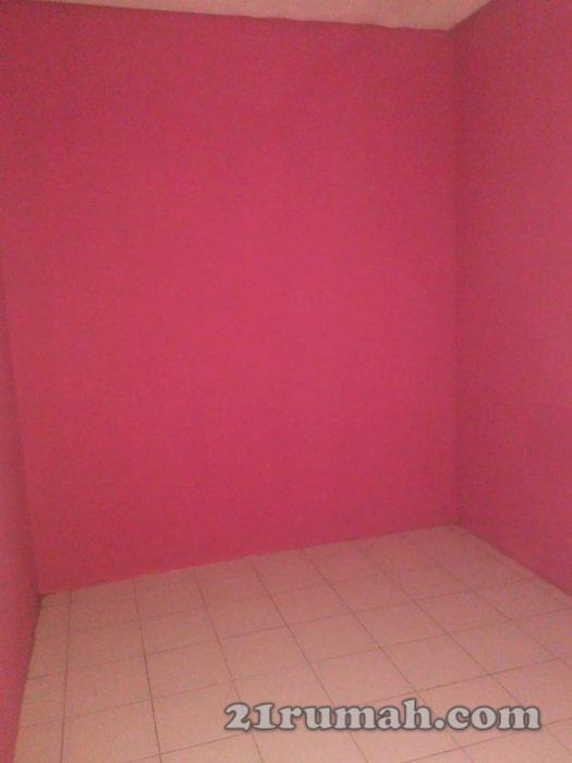 Rumah berlantai satu bebas banjir