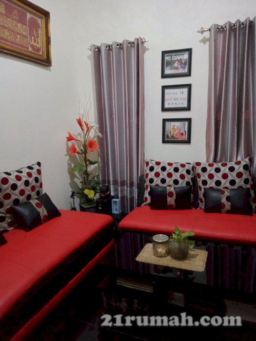 Rumah nyaman, minimalis di area Kotabaru Driyorejo gresik