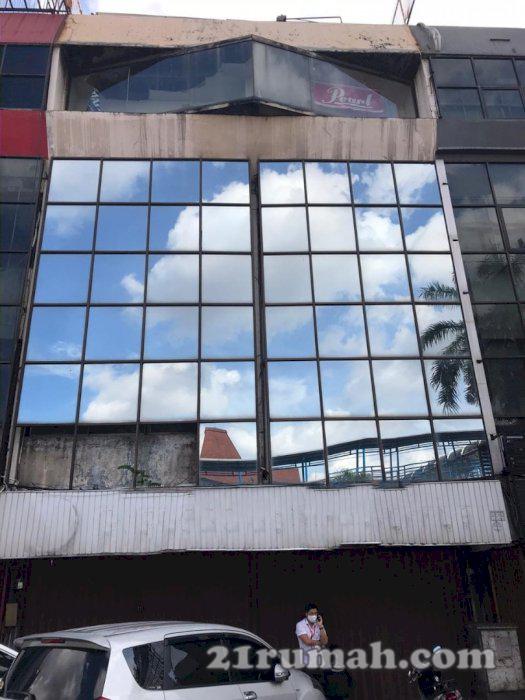 Ruko 4,5 lantai di Duta Merlin Jakarta Pusat
