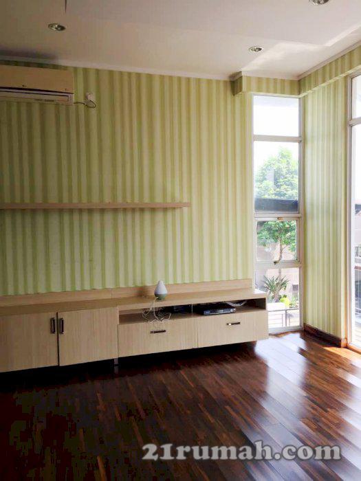 Rumah Bagus di Bintaro Kebayoran View Sektor 7 Bintaro LT 204 mir