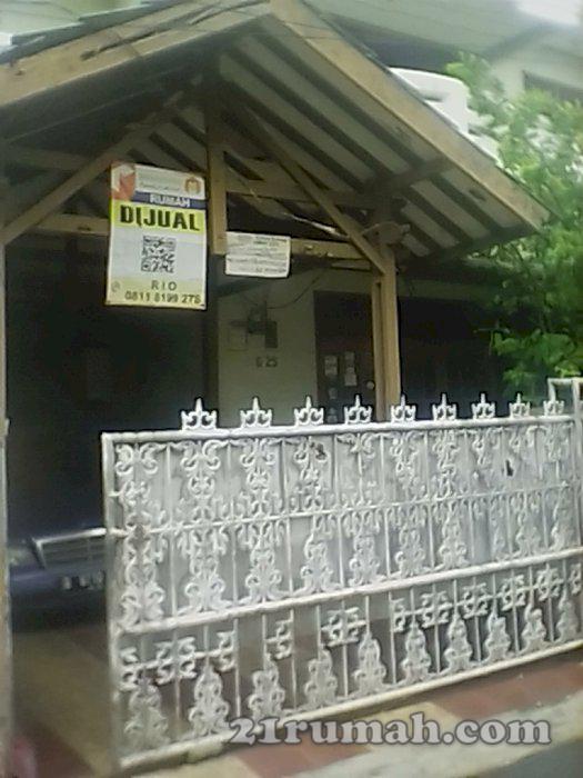Dijual rumah didaerah jalan Albezia II Blok G No25 Blok G No.25Cipinang Kebembem