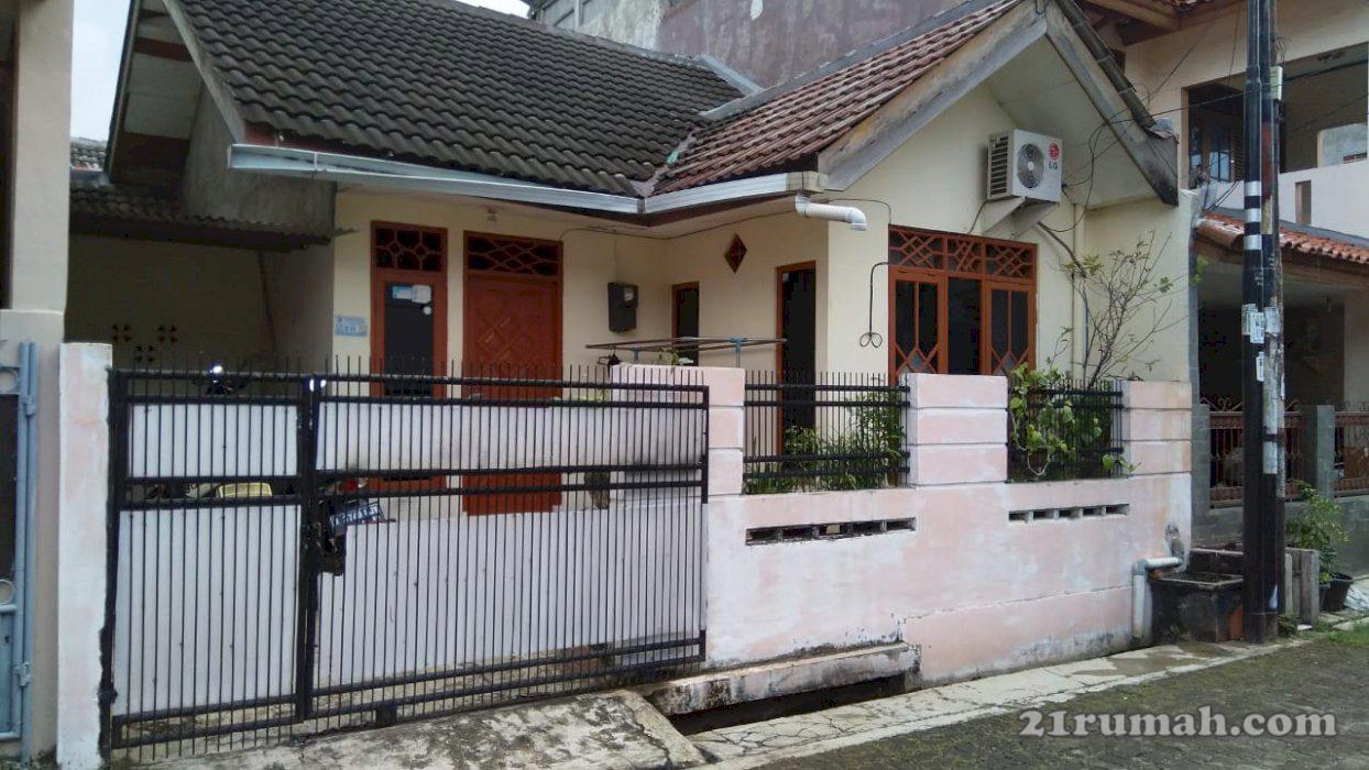 Rumah dijual di pamulang permai 1 blok c