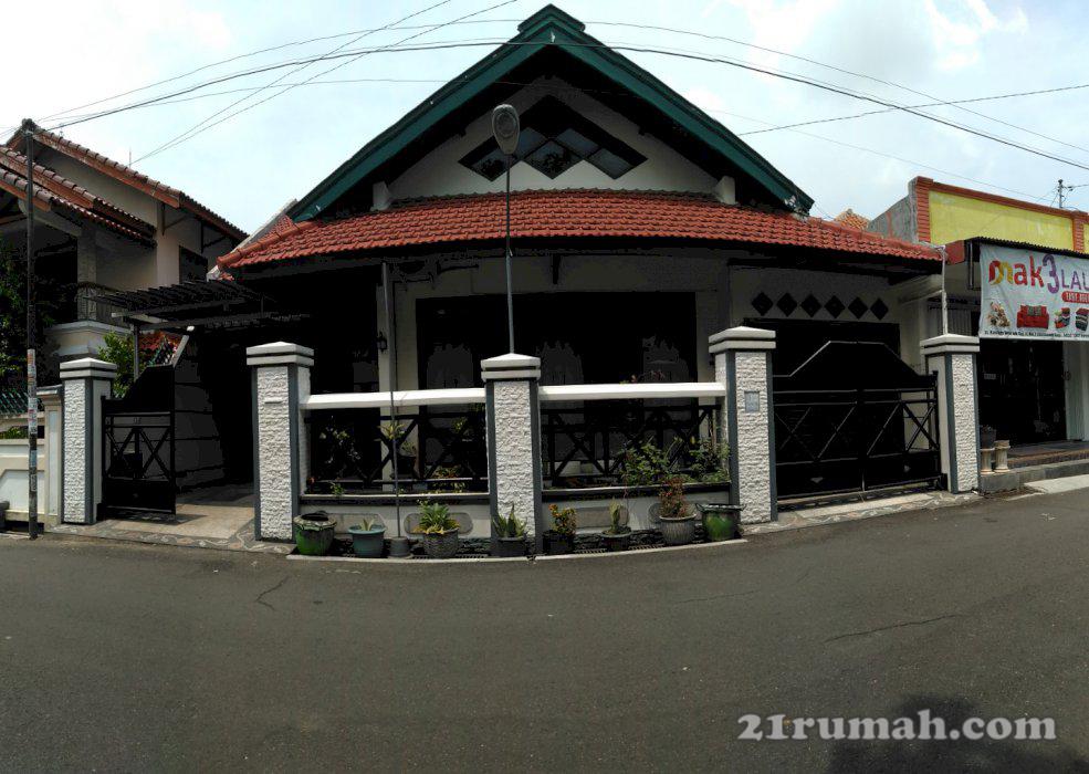 Rumah hunian tengah kota santri Jombang Kota 