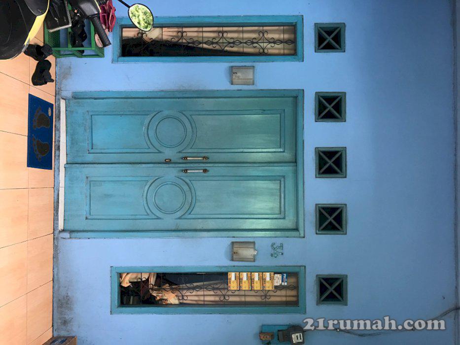 Rumah di rawamangun. Sangat strategis 