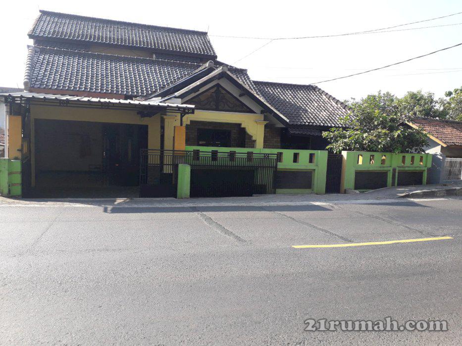 Rumah di pusat kota Sumedang