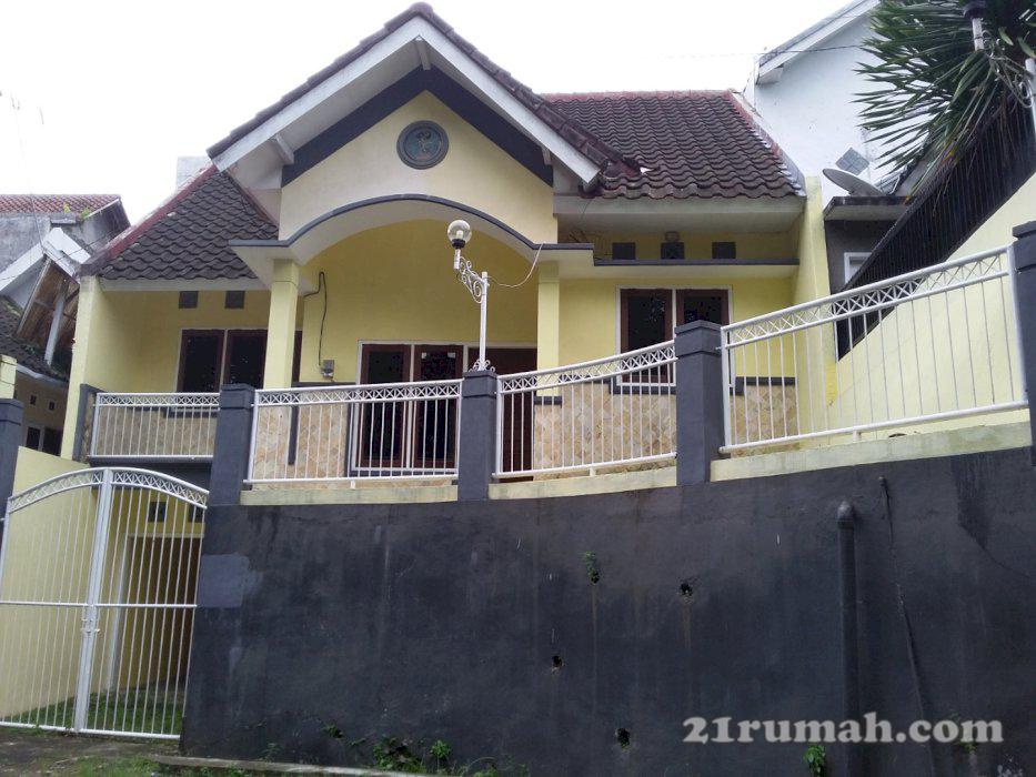 Rumah cantik dijual cepat mumpung belum naik
