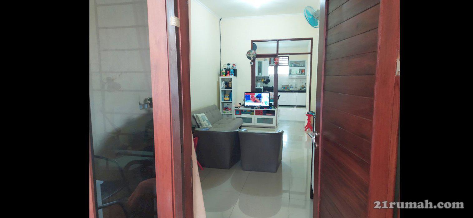 Rumah di Komplek Setra Dago Antapani Bandung