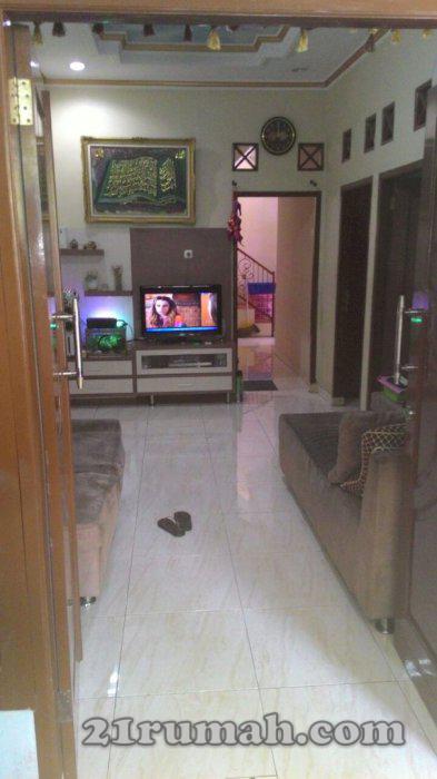 Dijual cepat Rumah posisi sangat strategis 