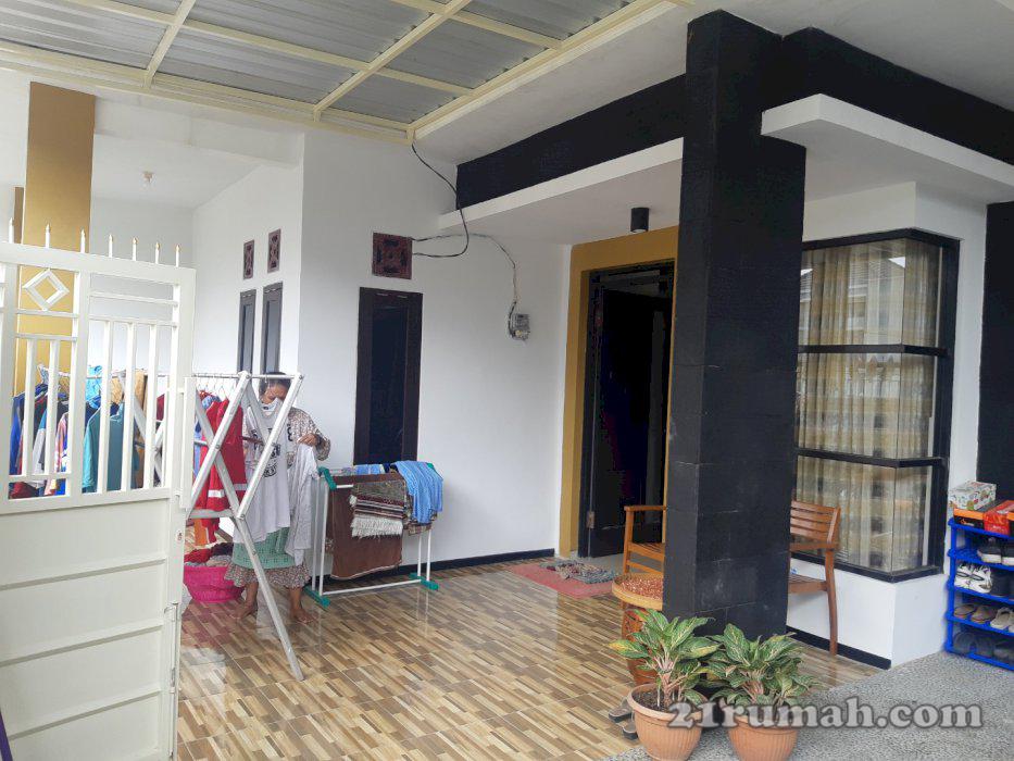 Di jual rumah baru siap di rempati