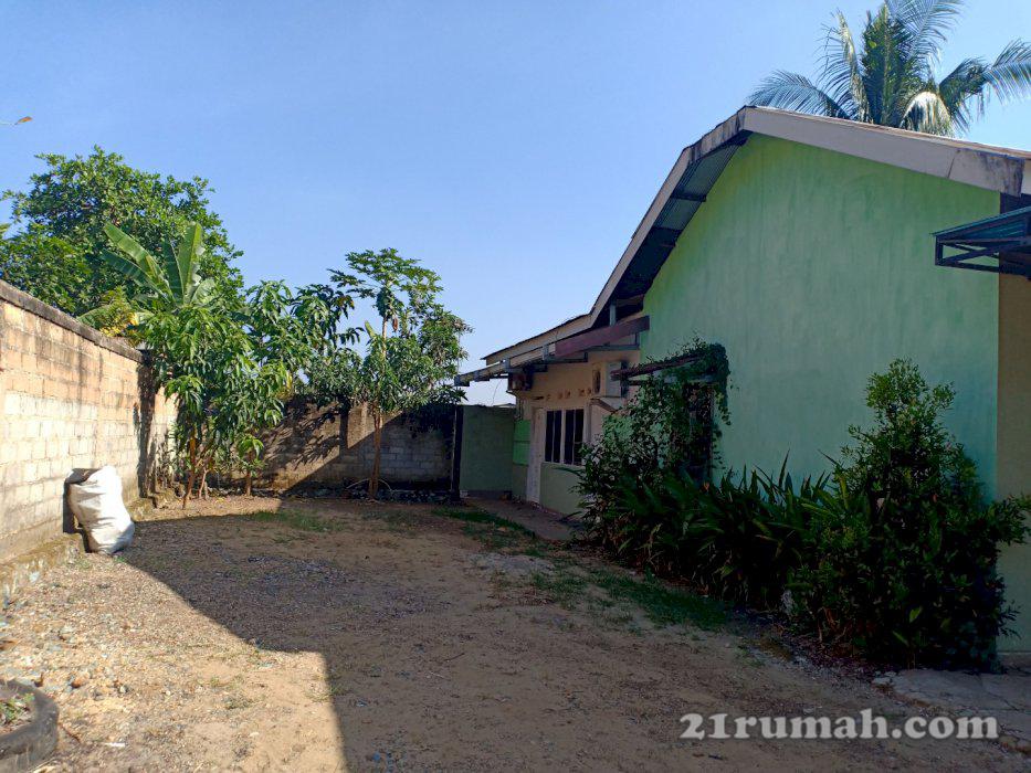 Rumah sekaligus tempat Usahs