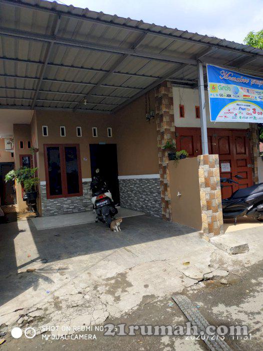 Rumah ada kios di jual santai