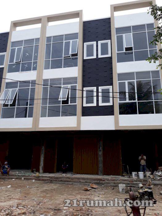 Ruko 3 lantai siap huni di pondok aren tang-sel
