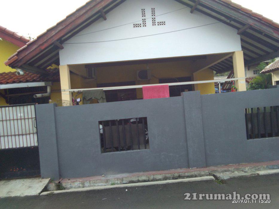 Rumah strategis, luas dan nyaman 