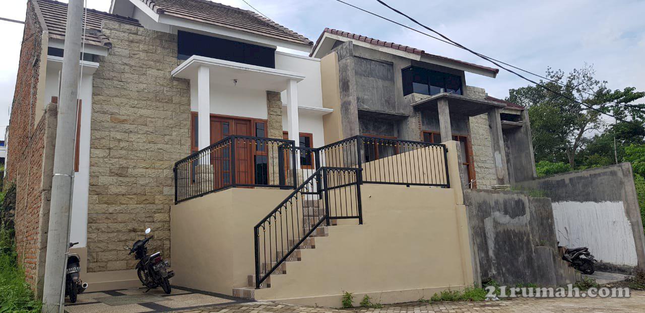 Perumahan view gunung kolam renang pribadi kredit bisa tanpa dp