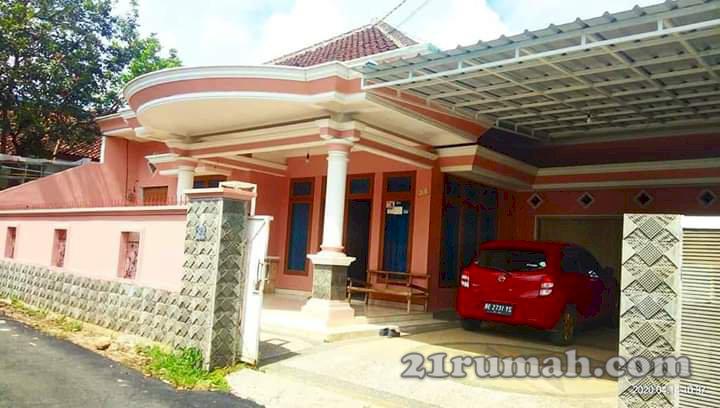 Di Jual Rumah Mewah di tengah Kota
