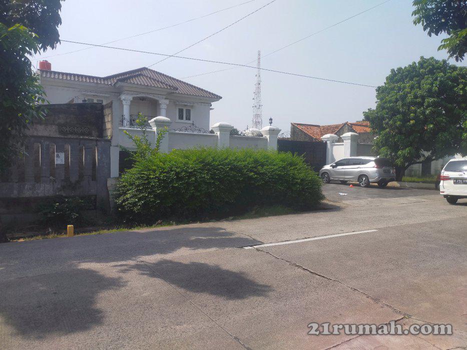 Rumah mewah strategis dekat tol kukusan Depok
